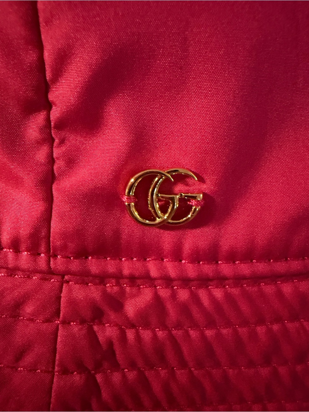 Gucci Hot Pink Quilted HAT with Label. Size Large 58 cm. Pink with gold tone GG